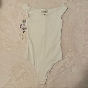 Aritzia Babaton Sconce Contour Bodysuit White XXS